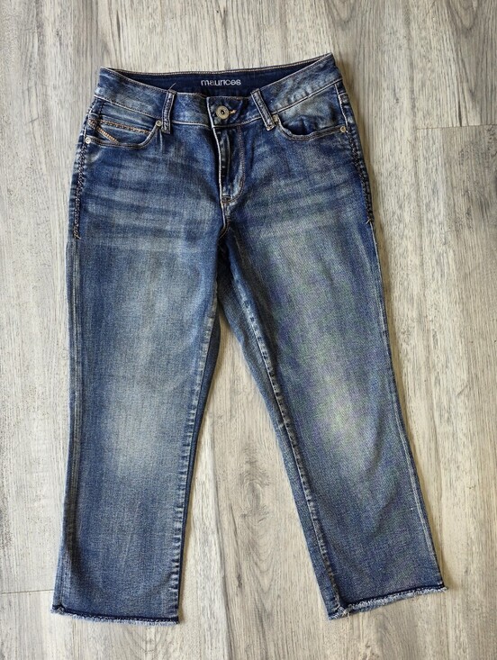 Maurices Denim - Maurices Women’s Cropped Jeans Size 3/4 Raw Hem